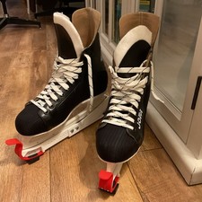 Jofa Ice Hockey Skates used once size EU 44 UK 9.5 comes with guards