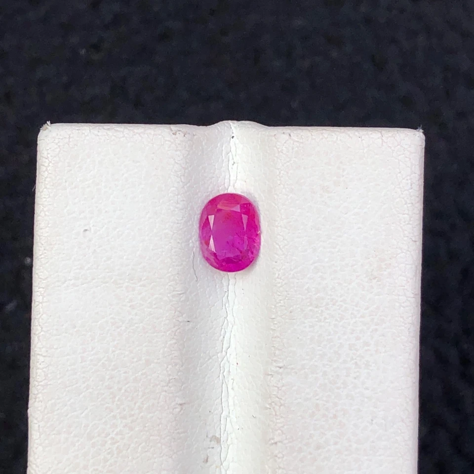 0.80 Cts Natural cut Rubellite Tourmaline Loose gemstone from Afghanistan. - Image 3 of 4