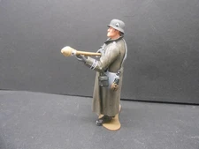 Ultimate Soldier  1:18 WWII Winter German with Panzerfaust BBI Elite Force