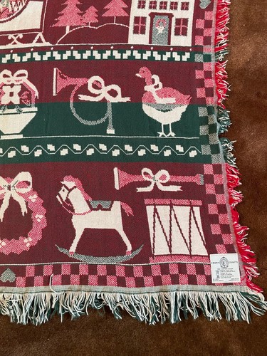Crown Crafts Christmas Tree Tapestry Throw Blanket Reversible USA 66 x 52 - Picture 7 of 8