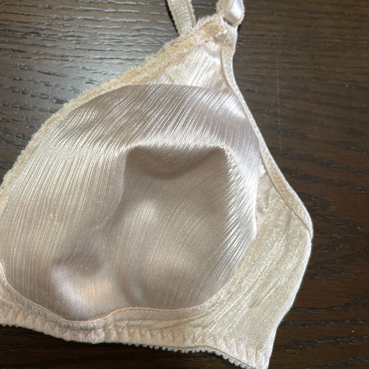 Vintage JCPenny Bra 34B Wire Free Satin Lightly Lined Cup Vintage JCPenny Bra 34B Wire Free Satin Lightly Lined Cup