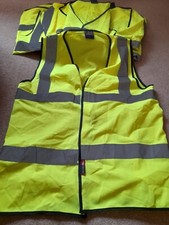 Hi - Viz gelbe Westen gebraucht insgesamt 11 (Größen M 2 - L 6 - XL 3) 
