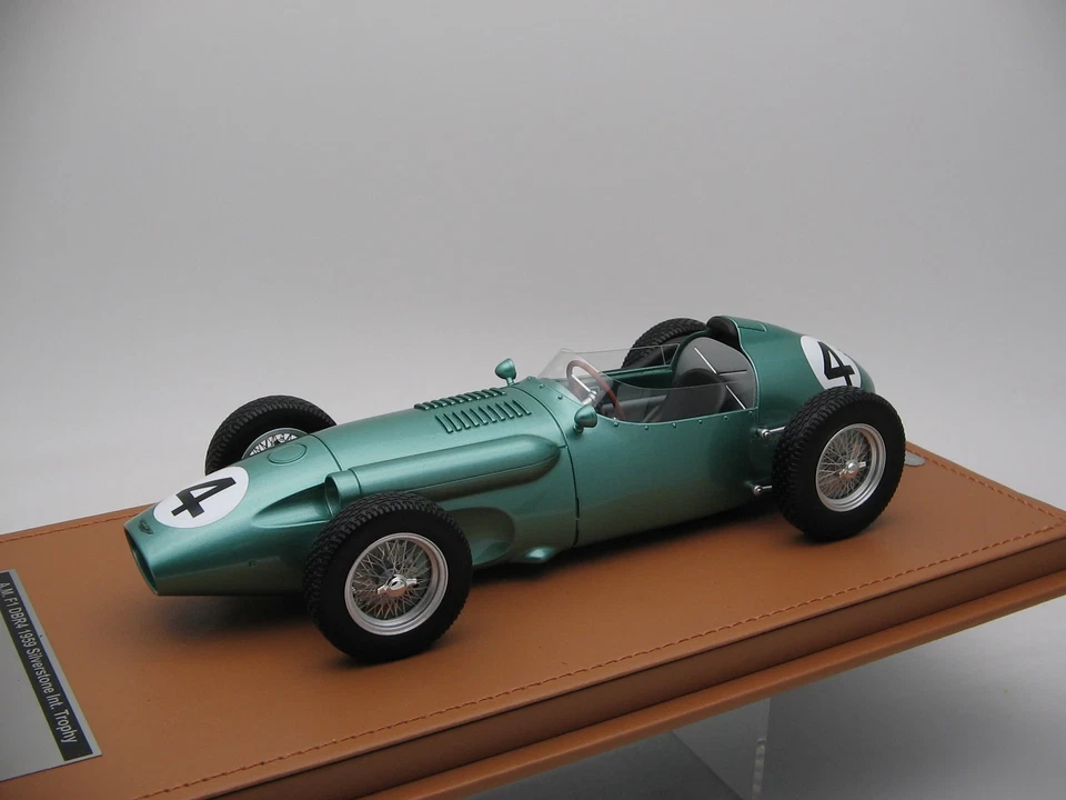 Tecnomodel - 1:18 Aston Martin DBR4 1959 Silverstone International Trophy #4 ... - Image 3 of 3