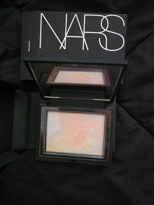 NARS Light Reflecting Prismatic Powder (Pressed) in the Limited Edition Moonwave