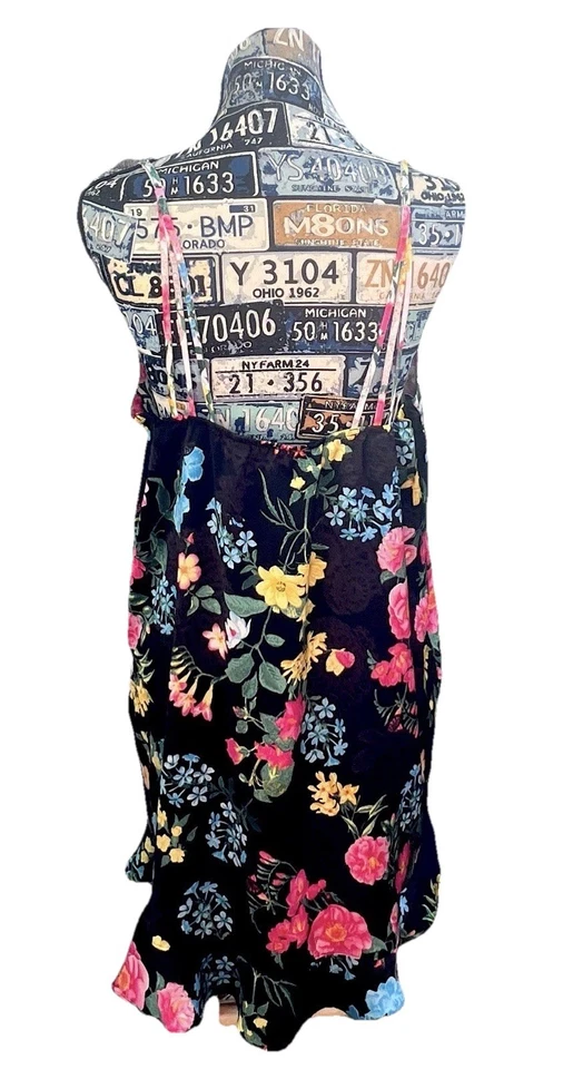 Camisón y bata Betsey Johnson talla L usados negro estampado floral Foto 4 de 4