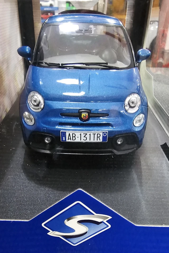 Solido Fiat 695 Abarth Tributo 131 Rally Scale1:18 Automodello Collezionismo Blu - Immagine 3 di 4