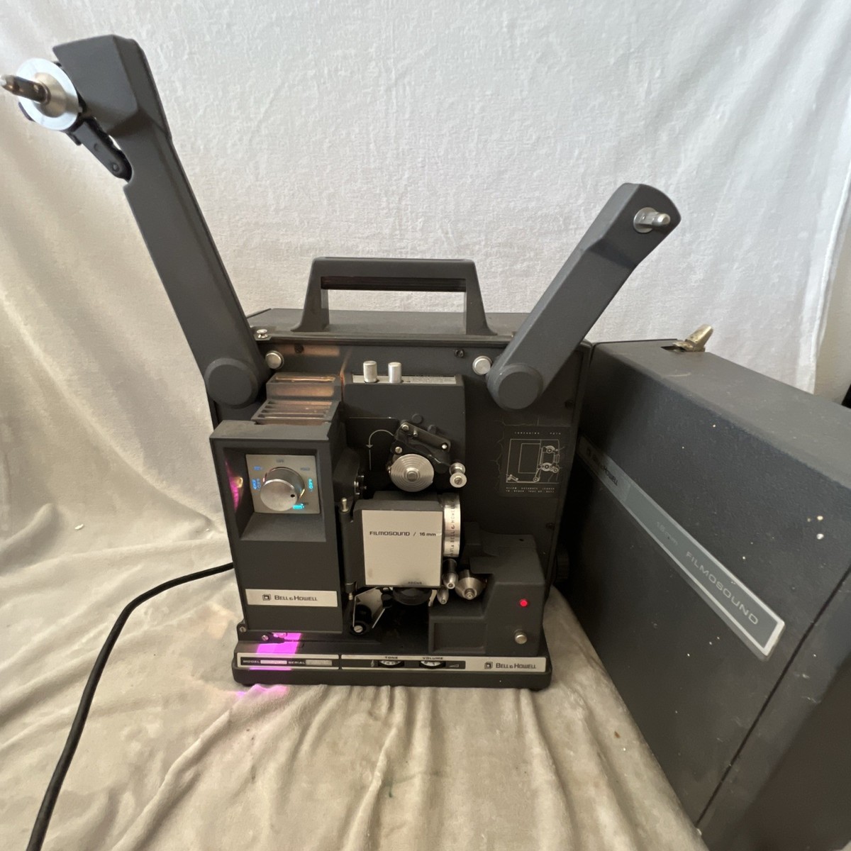 Vintage 16mm FilmOSound Movie Projector Bell and Howell 1574C