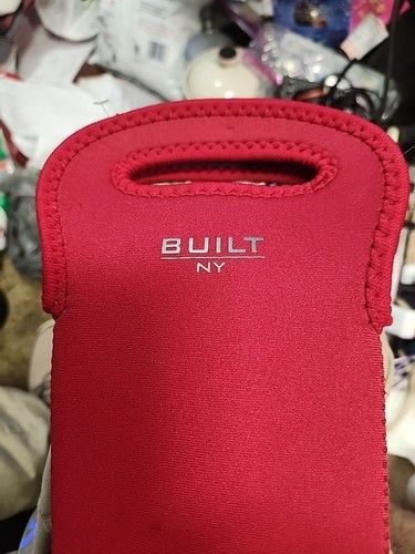 Built NY BYO wine bottle tote Scarlet RED . USED ONCE - Picture 3 of 10