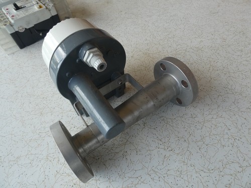 ABB - AM54 Armored Variable Area Flowmeter 4..20mA + Display - AM54032 AM54007 - Picture 4 of 10