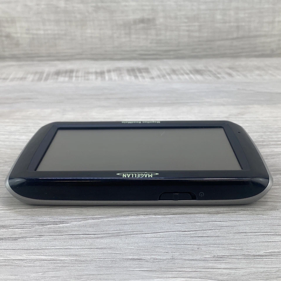 Magellan Roadmate 3045-LM Black 4.7 inch Touchscreen LCD Display GPS Navigator - Image 4 of 4