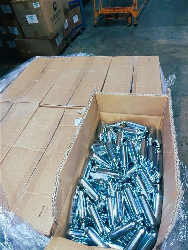 300 CO2 16g cartridge C02 Threaded Beer HVAC bike tire 16 gram BULK case loose - Image 3 of 4