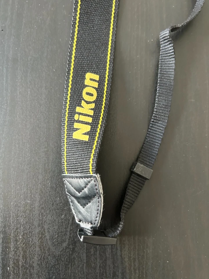 Genuine Nikon Camera Strap Retro Vintage 1980s - Black And Yellow - Image 3 of 4