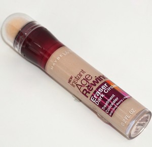 maybelline age rewind concealer light pale
