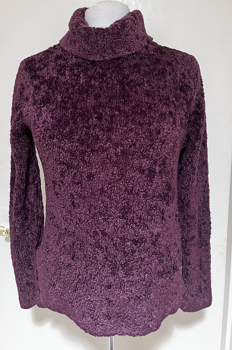 Simply Basic Burgundy Chenille Turtleneck Sweater… - image 1