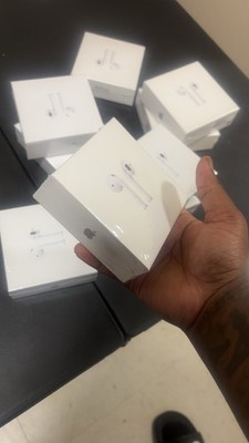 Apple s second-generation AirPods works smoothly with iPhone Devices
