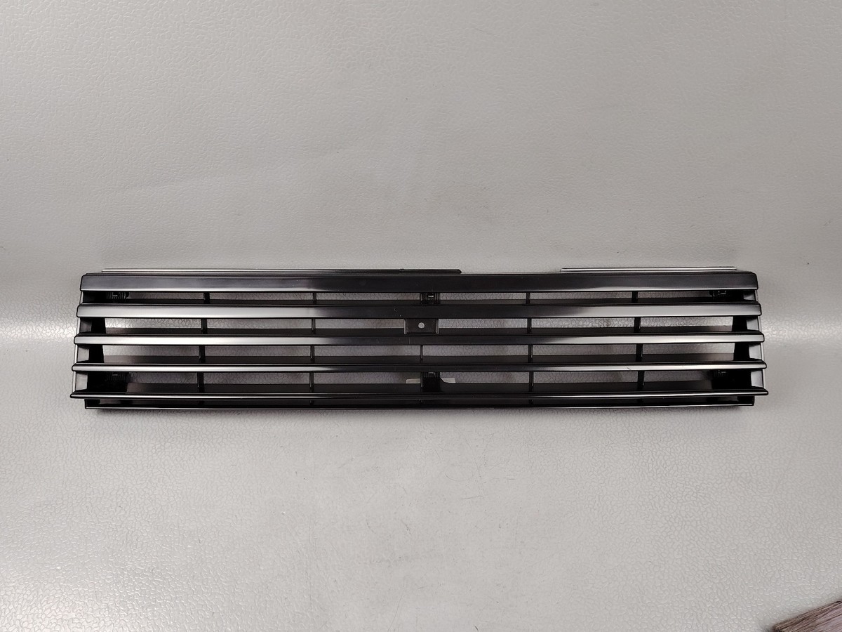 1983 1987 TOYOTA COROLLA LEVIN AE86 4AGEU FRONT GRILLE OEM JDM NEW