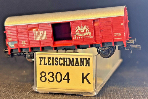 Fleischmann N 8304 K, Ged. Güterwagen "Zuban Cigaretten“  DB, rot, in OVP,  Neu | Zustand: Neu