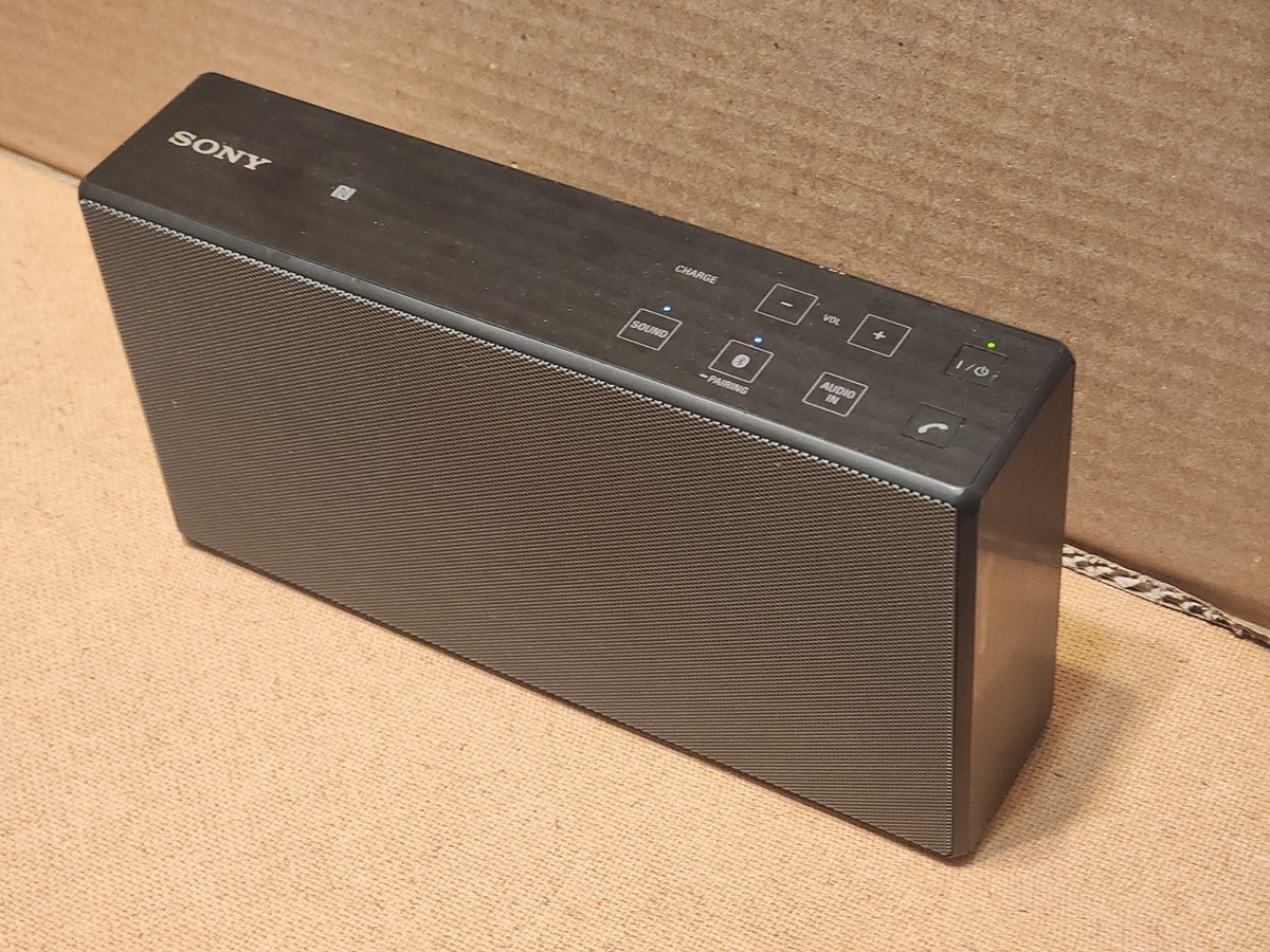 SONY Bluetoothスピーカー　　SRS-X5 BLACK Sony SRS-X5 Black Wireless Bluetooth 2.1-Channel NFC Enabled