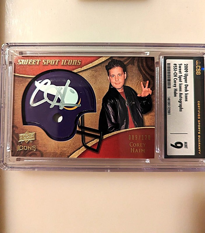 COREY HAIM 2009 ICONS signature VIKINGS Autograph Upper Deck Sweet Spot MINT!