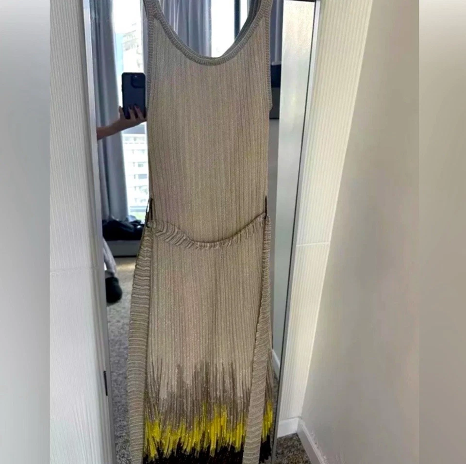 Maxi Vestido Para Mujer Missoni Dorado Seda Metálico Lentejuelas Degradado Talla 42 Foto 2 de 4