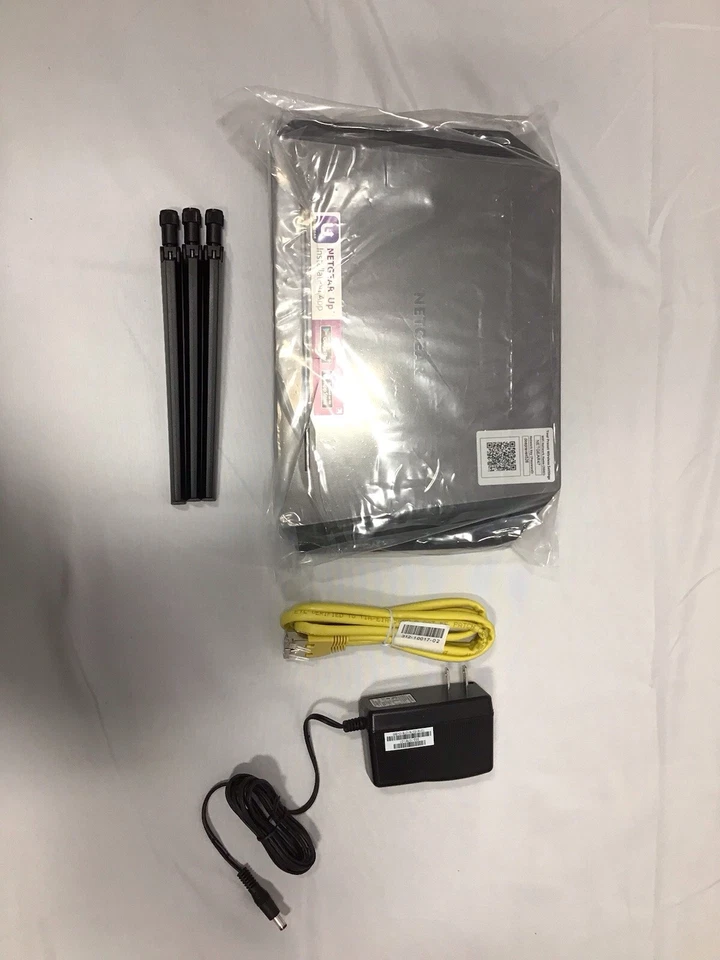 NETGEAR R6900 Nighthawk Ac1900 Smart WiFi Router - Image 3 of 4