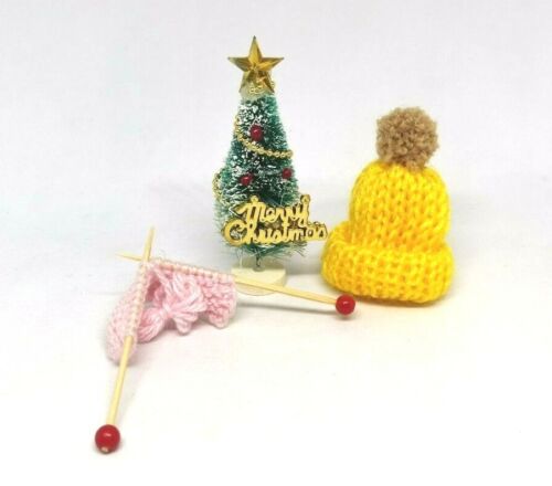Japan Re-ment CHRISTMAS TREE-KNITTED HAT-KNITTING Dollhouse Miniature Figure Toy - Picture 1 of 7