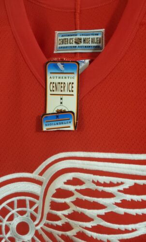 Maglietta da hockey Gordie Howe Firmata Detroit Red Wings - ROSSA - Foto 3 di 10