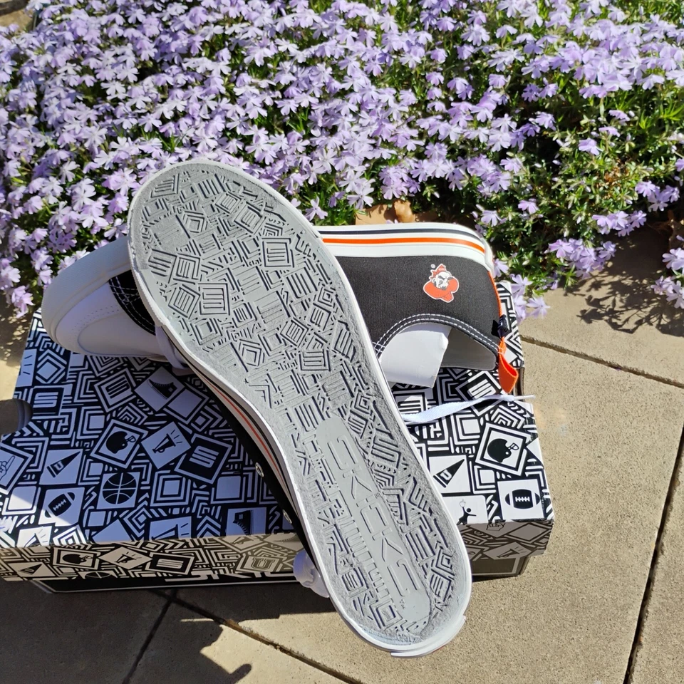 Zapatilla deportiva de tenis de lona de la Universidad Estatal de Oklahoma (mujeres, (12 hombres 10) Foto 2 de 4