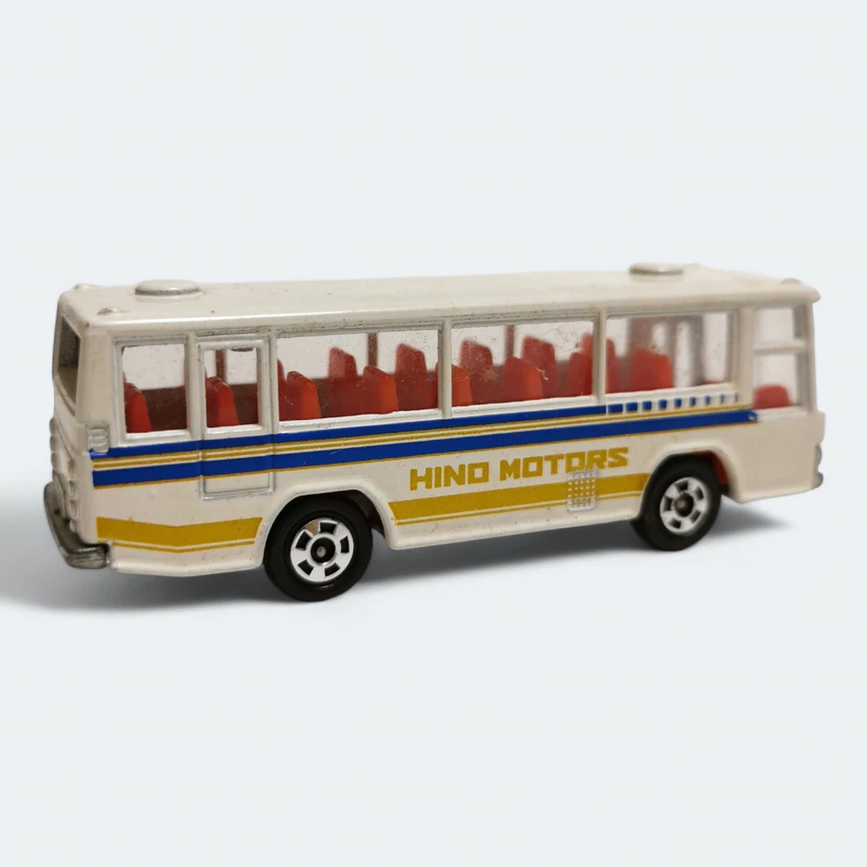 Vintage Tomica HINO RAINBOW SKELETON BUS #41 White Diecast Car Model Toy 1/116 - Image 3 of 4