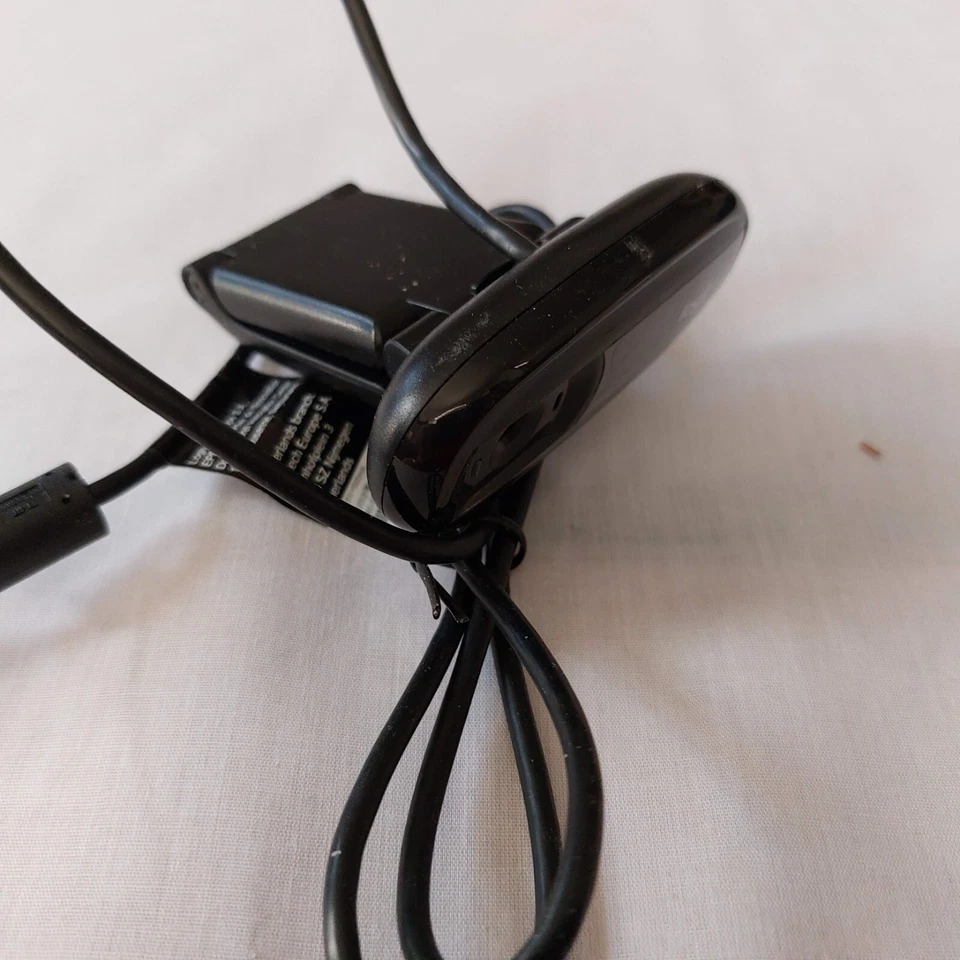 Cámara Logitech USB WebCam V-U0026 P/N 860-000379 ¡Probada y funcionando! Cable USB Foto 2 de 2