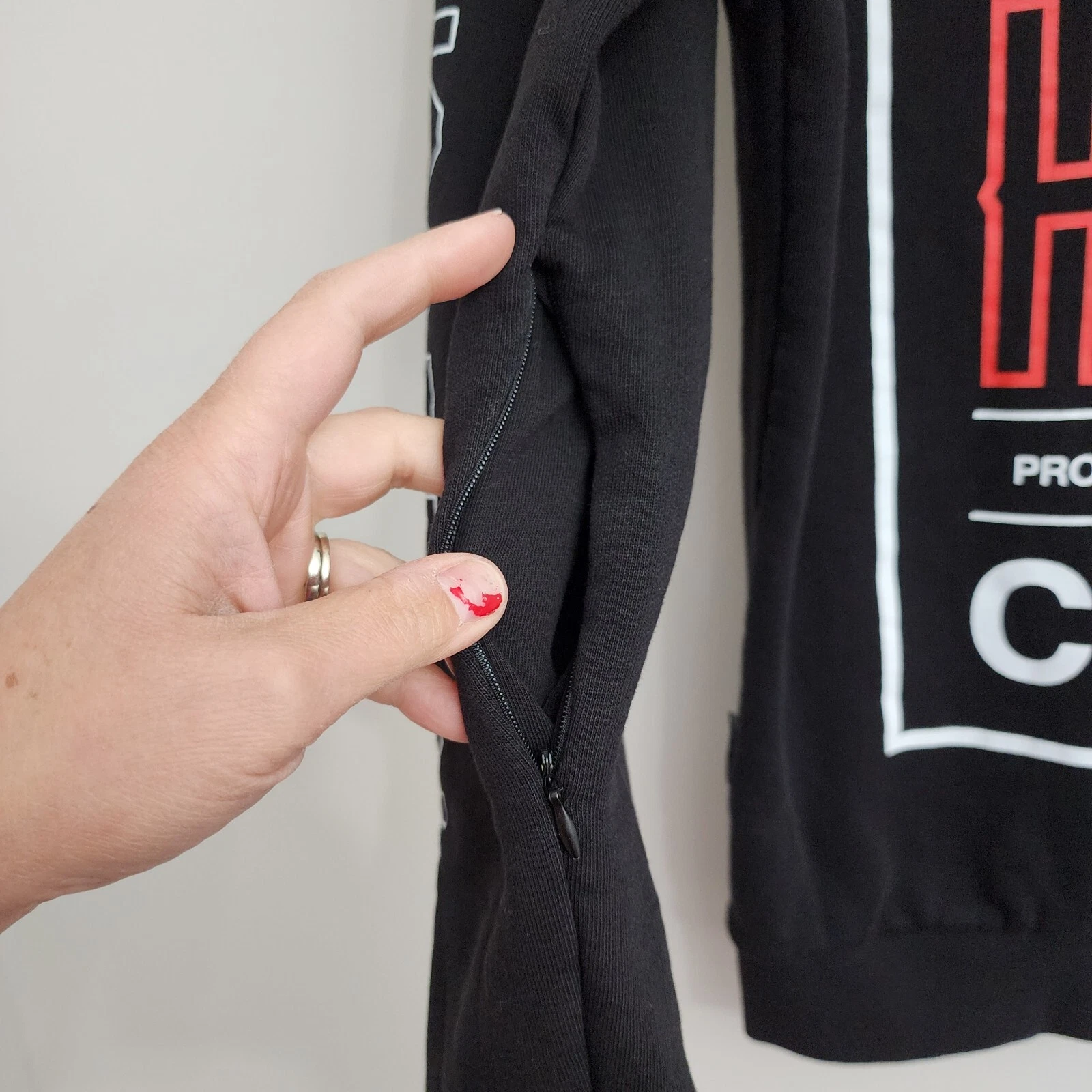 UNDERCOVER Felpa con cappuccio pullover Hoodrich OG Akira V6 uomo piccola tasca segreta grafica