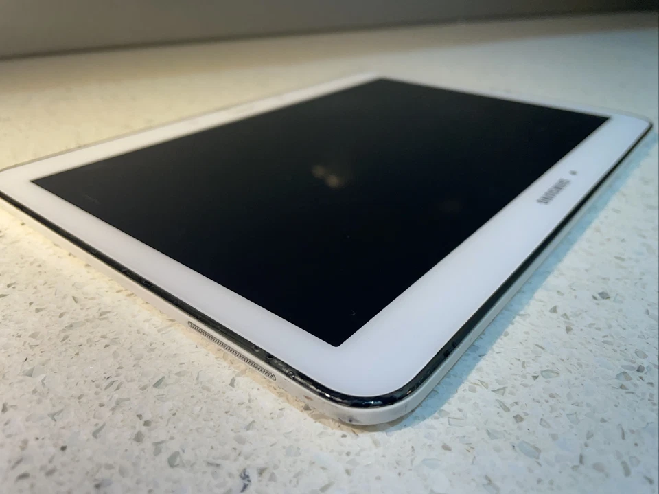 Samsung Galaxy Tab 4 SM-T530 16GB WIFI (White) - Image 4 of 4