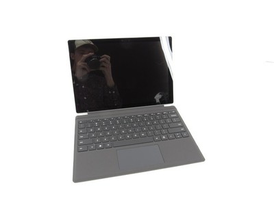 Microsoft Surface Pro 5 1796 12'' i7-7660U 2.50Ghz 8GB RAM 256GB NVMe No OS/AC