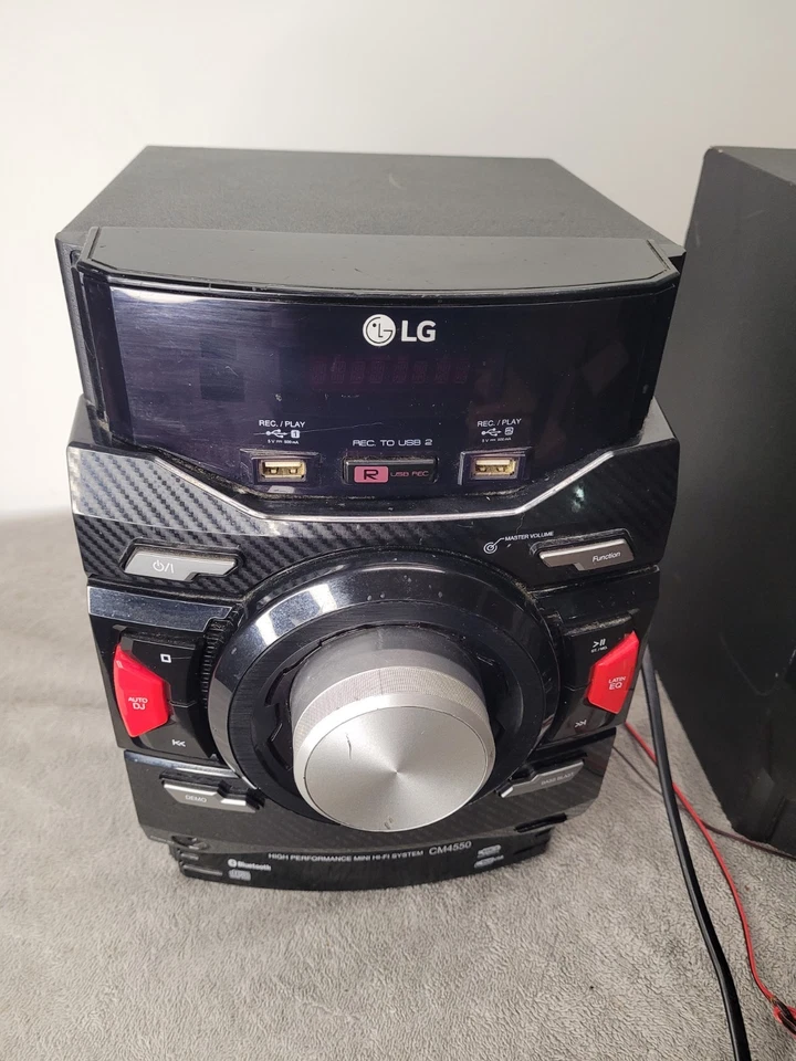 LG CM4550 700W 2.1 Channel Mini Shelf Bluetooth Stereo System w/ Speaker Works - Image 2 of 4