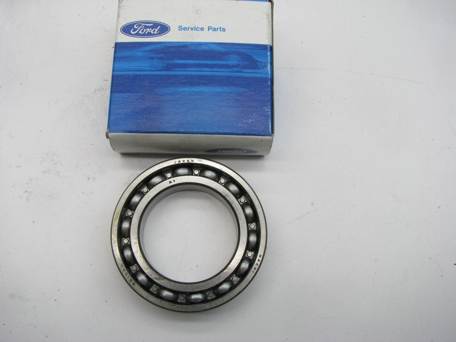 NEW GENUINE OEM Ford E7TZ-7025-A Output Shaft Bearing For Transfer Case