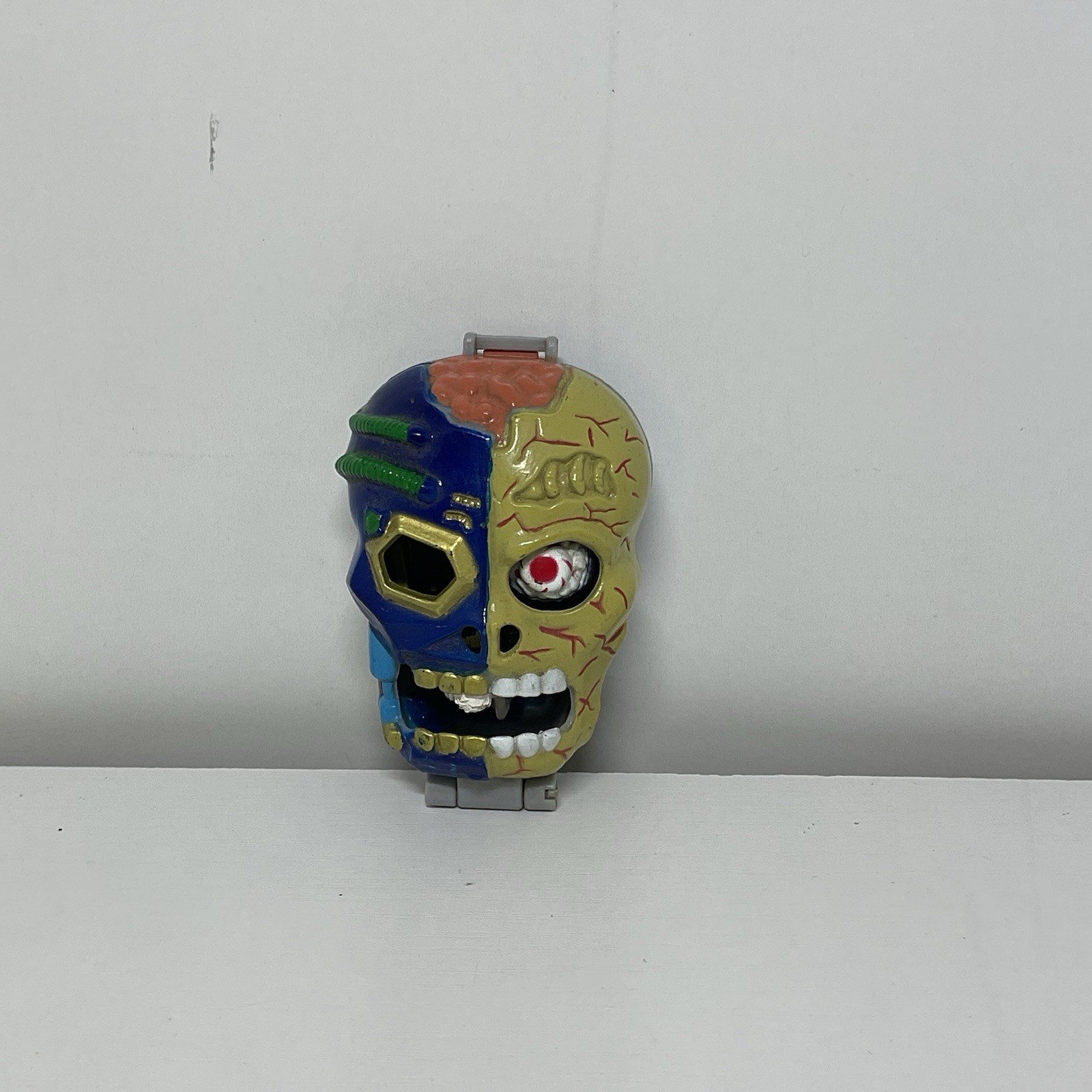 POCKET HORROR GALAXY SKELETON WARRIORS TCM PLAYSET 1992