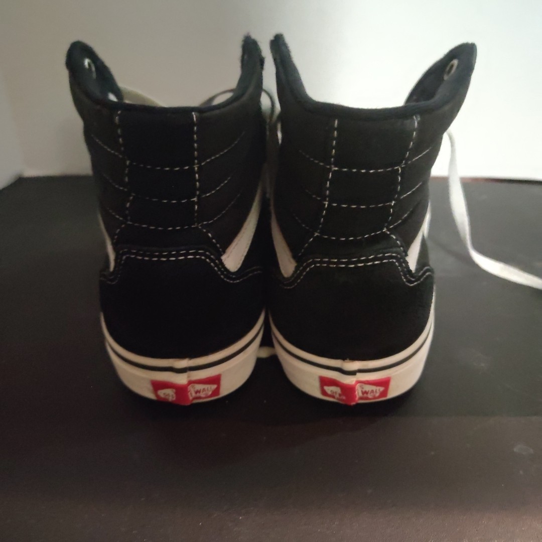 Men Size 8.5 Women's 10- VANS Sk8-Hi Black High Top SKATEBOARDING 507698 thumbnail 3