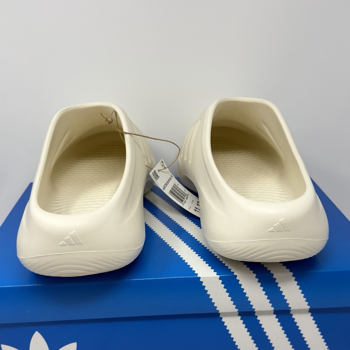 Adidas Men Adifom II Infinity Mules Size 7
Cream Slip-On Foam Clog Slides Adifom Iiinfinity Mules Outfit | TikTok main image 4