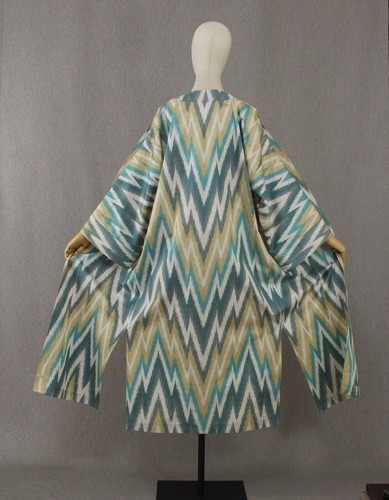 Uzbek silk ikat kaftan/Silk chapan/Ethnic abaya/Boho dress/Unisex kimono,robe - Picture 3 of 11