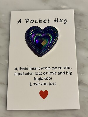 Taschenumarmung für geliebte Herzen Andenken. Lila Herz Tasche x 1
