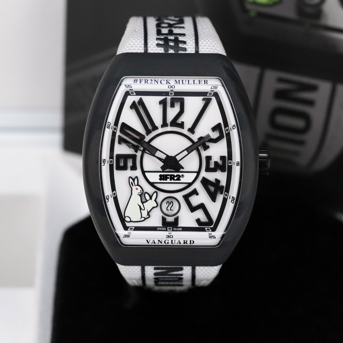 Franck Muller Vanguard LIMITED 800pc 41mm FR2 Rabbits Carbon White
