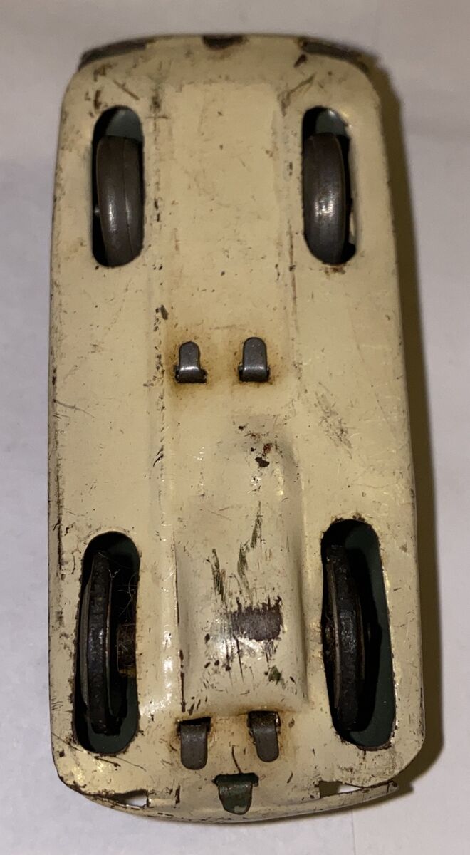Vintage Japanese Tin Toy Car. Very nice Litho 1955 King Vintage Japanese Tin Toy Car. Very nice Litho 1955 King