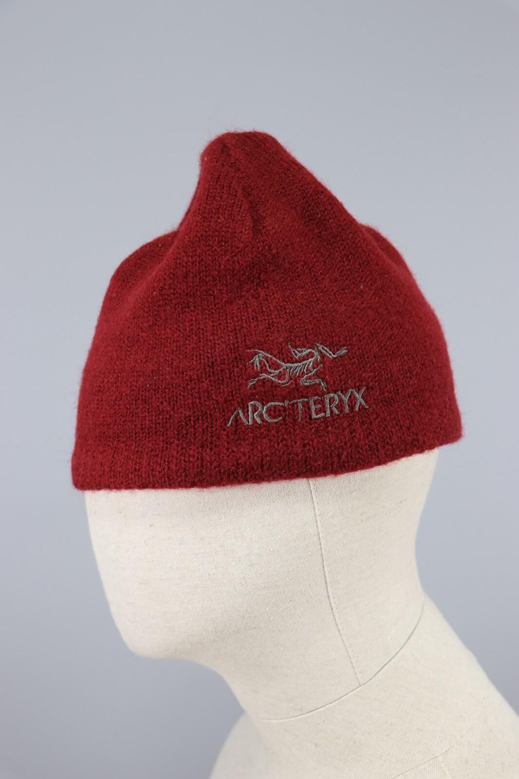 ARC'TERYX Cappelli berretto ARCTERYX vintage Taiwan usati lana bordeaux lavorati a maglia da uomo taglia media