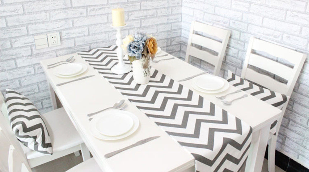 Nappe Et Sets De Table Platzset - Design Moderne Fleur - Gris - 100% Coton - Neuf