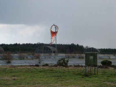 Photo 6x4 The very disused Woodbridge Airfield Runway Capel Green  c2005