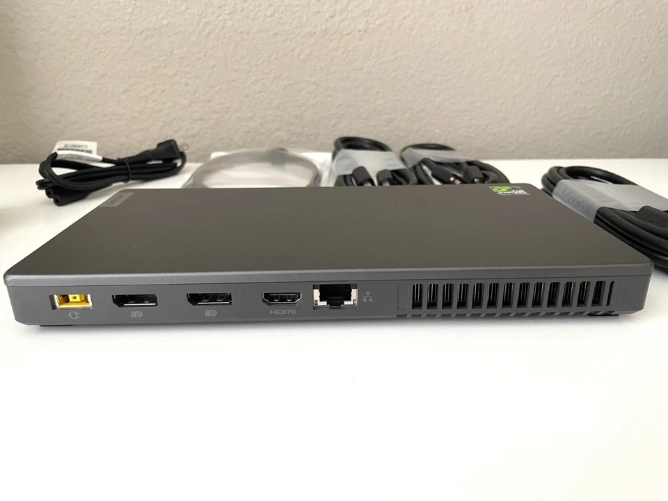 Dock gráfico Lenovo Thunderbolt 3 G0A10170UL GeForce GTX 1050 + HDMI, cabos DP - Imagem 3 de 4