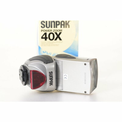 Sunpak PZ40X Power Zoom Blitz 40x für Nikon Kameras / Flash / Blitzgerät SILBER