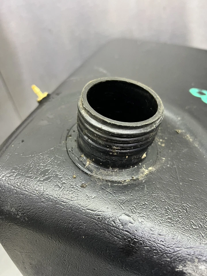 85 86 87 Polaris Star 250 1985 único 440 Longtrak tanque de combustible de gasolina Foto 4 de 4