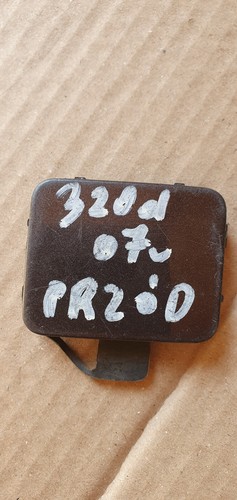 BMW 335 2006 STOßSTANGE VORNE RECHTS ABSCHLEPPABDECKUNG 711668706