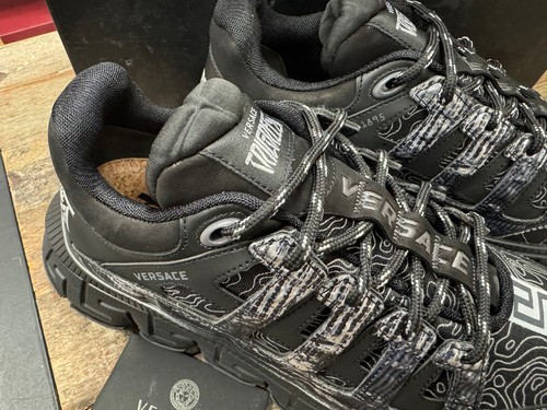 New Versace Men's Shoes Trigreca Greek Key Trainer Sneaker - Picture 3 of 6